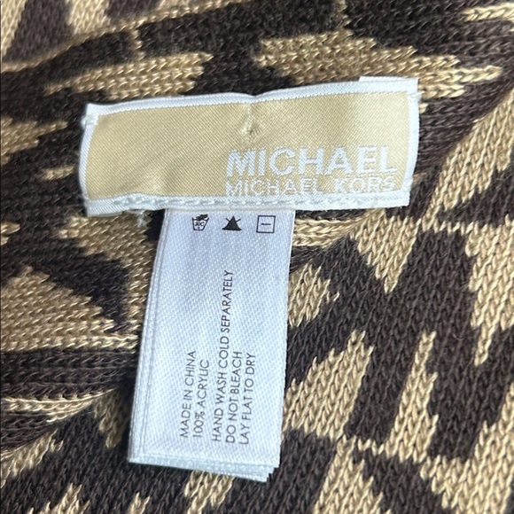 Michael Kors Signature "MK" Monogram Pattern Brown and Tan Scarf - Picture 10 of 10